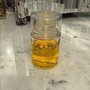 OLAPLEX No.7 Bonding Oil - Bright Yellow
